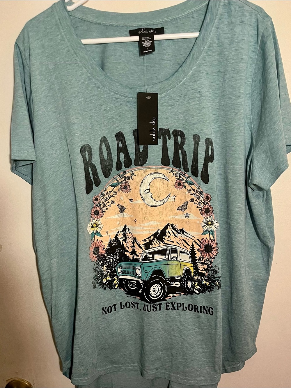Soble Sky Women's Road Trip Graphic Tee - Seafoam Green
